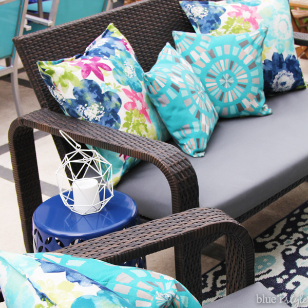 Outdoor Cushion DIY
 diy with style The No Sew Way to Reupholster Outdoor