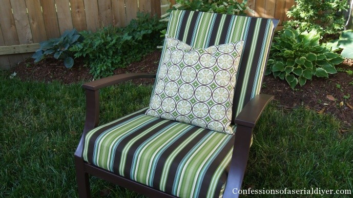 Outdoor Cushion DIY
 24 DIY Tutorials and Tips