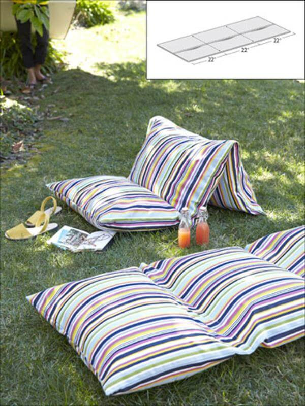 Outdoor Cushion DIY
 8 DIY Fun Easy Summer Craft Projects