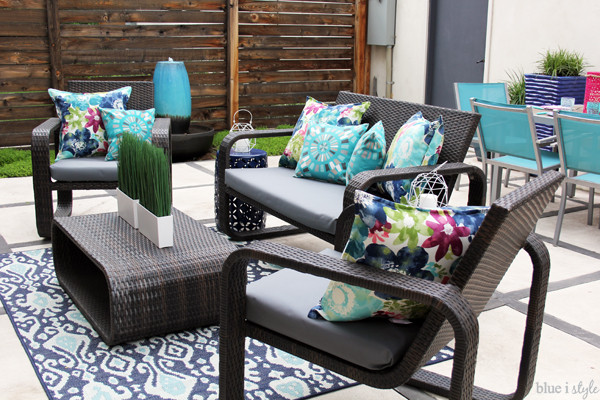 Outdoor Cushion DIY
 diy with style The No Sew Way to Reupholster Outdoor