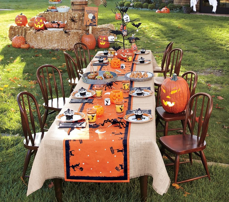 Outdoor Halloween Party Ideas
 28 Awesome Outdoor Halloween Party Ideas