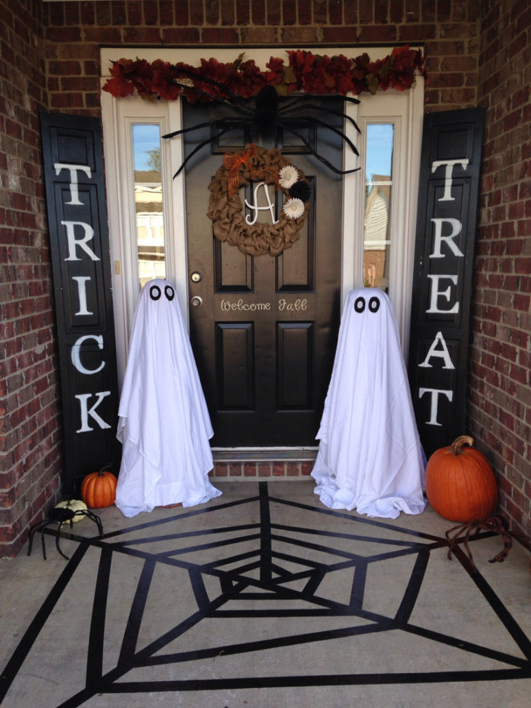 Outdoor Halloween Party Ideas
 60 Awesome Outdoor Halloween Party Ideas DigsDigs