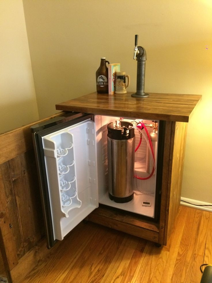 Outdoor Kegerator DIY
 Danby DAR044A6BSLDB Kegerator Cabinet Build Home Brew
