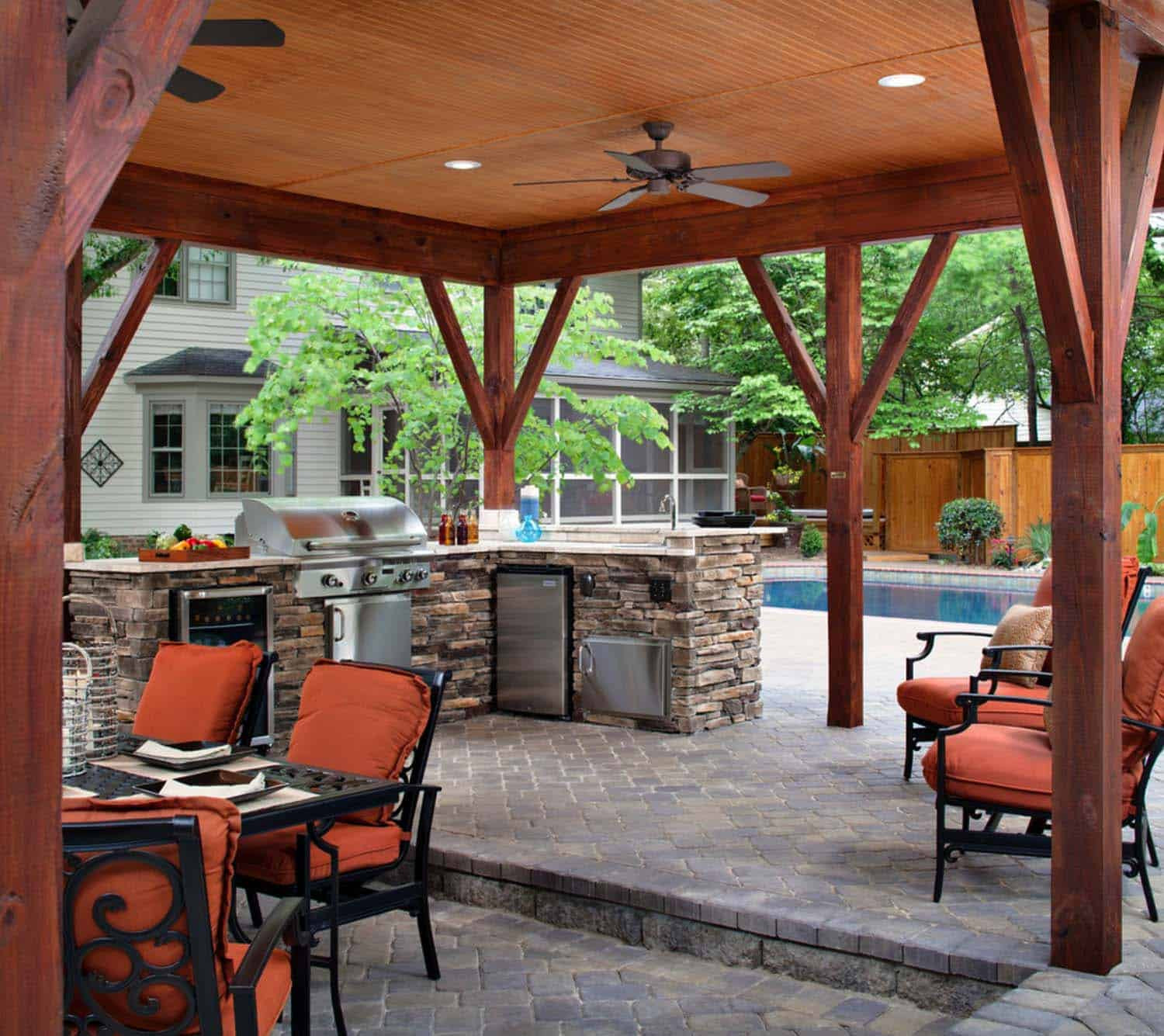 Outdoor Kitchen And Bars
 20 Spectacular outdoor kitchens with bars for entertaining