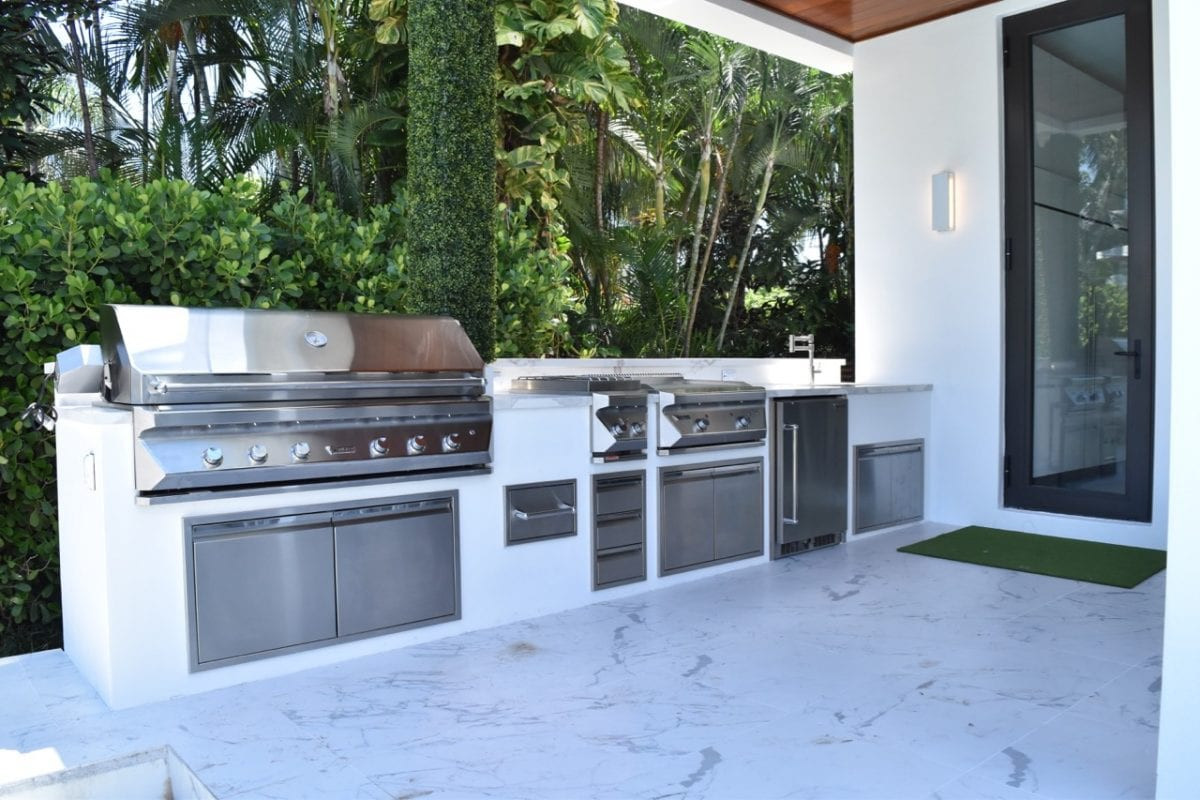 Outdoor Kitchen Appliances
 Outdoor Kitchens