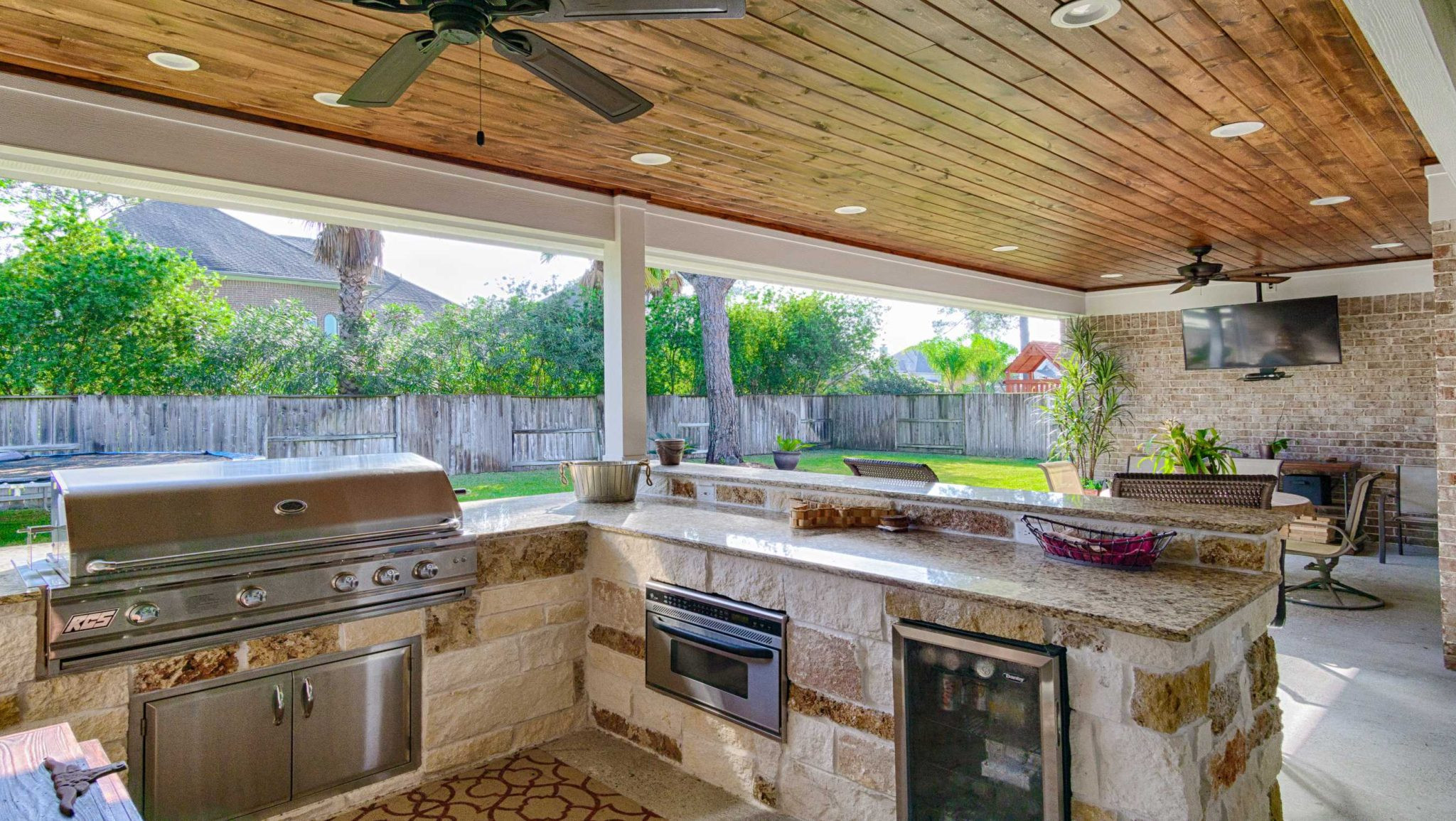 Outdoor Kitchen Covered Patio
 The Woodlands Outdoor Kitchen & Covered Patio Construction