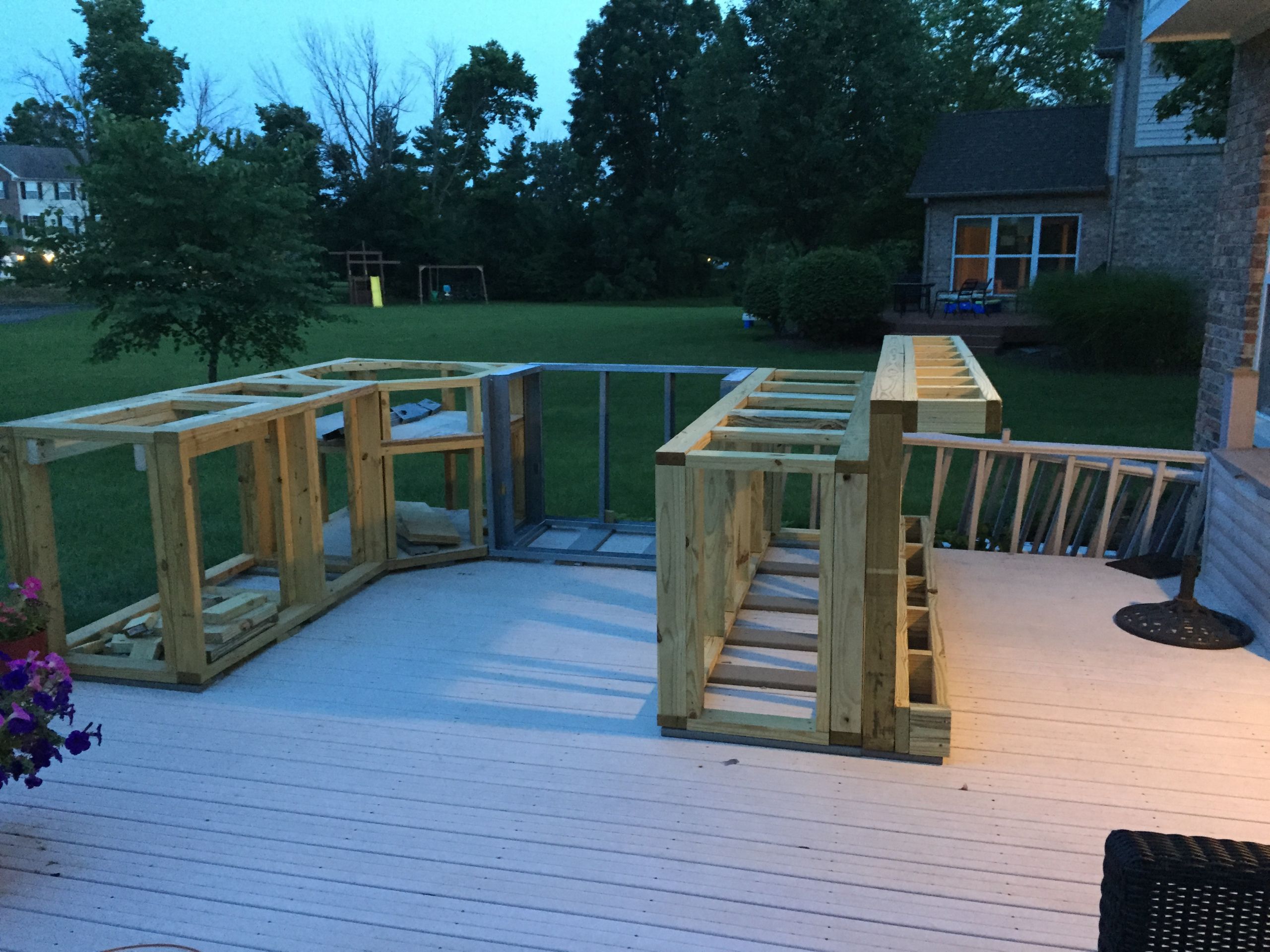 Outdoor Kitchen Frame
 Guy With No Experience Builds Outdoor Kitchen That Would