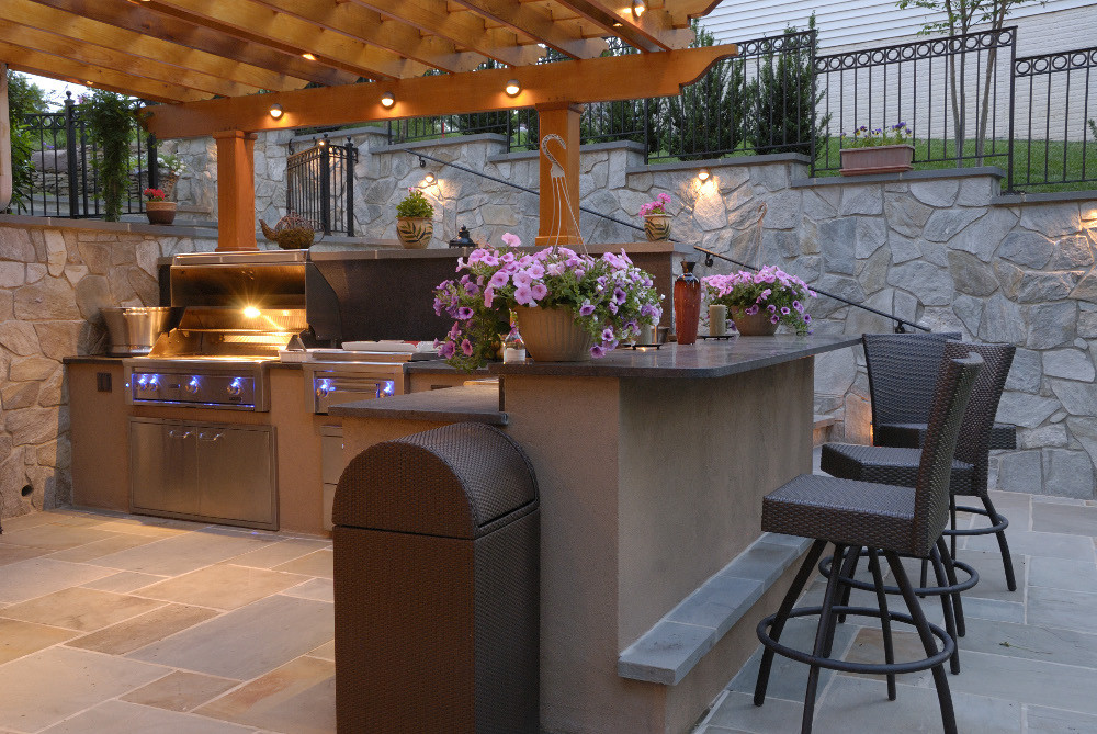 Outdoor Kitchen Installation
 Outdoor Kitchen Design & Construction in Northern Virginia