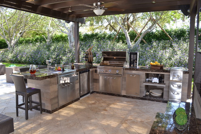 Outdoor Kitchen Miami
 Outdoor Kitchen and pergola Project in South Florida