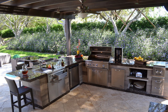 Outdoor Kitchen Miami
 Outdoor Kitchen and pergola Project in South Florida