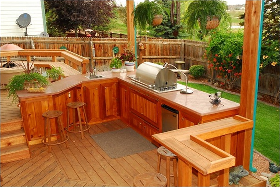 Outdoor Kitchen On Deck
 Reasons to make Outdoor kitchen on deck