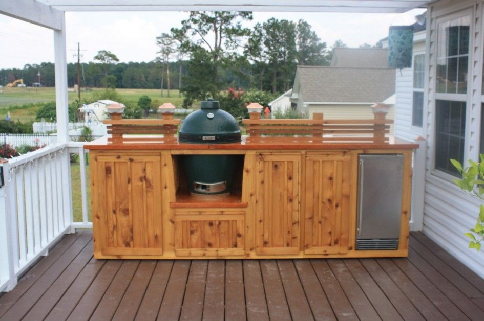 Outdoor Kitchen On Wood Deck
 Astounding Outdoor Kitchen on Wood Deck With Natural