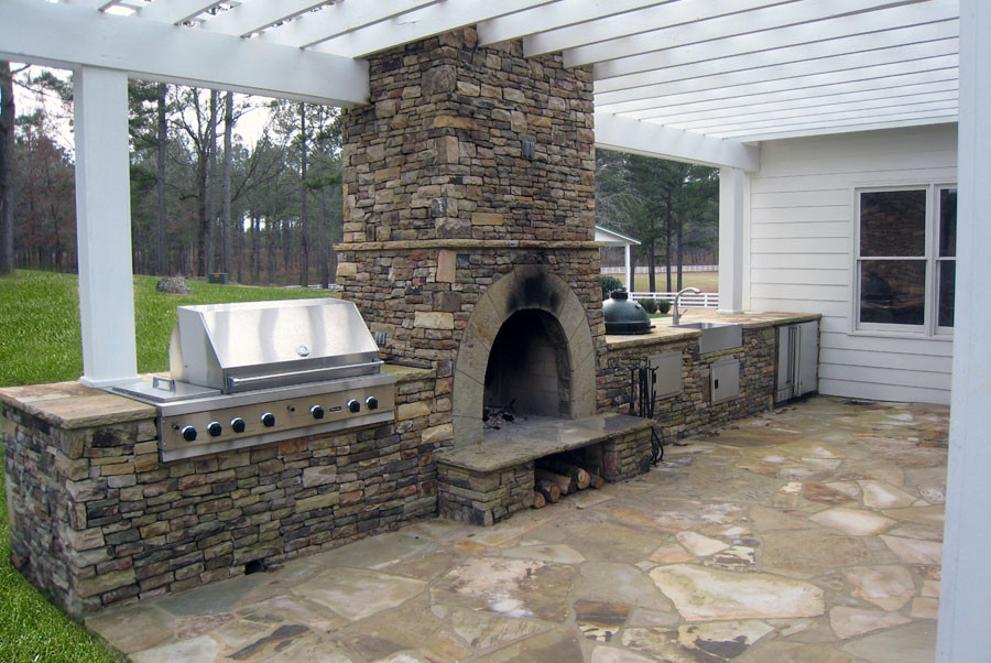Outdoor Kitchen Pizza Oven
 Outdoor Kitchens & Pizza Ovens