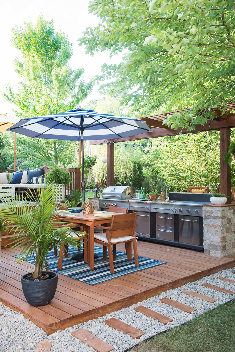 Outdoor Kitchen Plans Diy
 10 DIY Outdoor Kitchen Ideas The Saw Guy