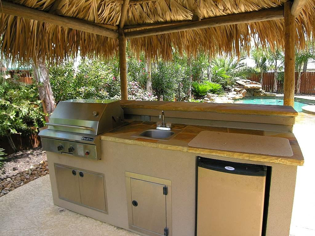 Outdoor Kitchen Sink
 Grilling in the Great Outdoors Essential Ideas for Your