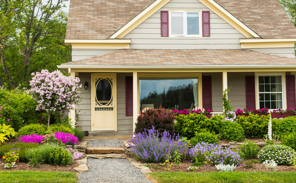 Outdoor Landscape Curb Appeal
 4 Tips for Curb Appeal Landscaping Iowa City Real Estate