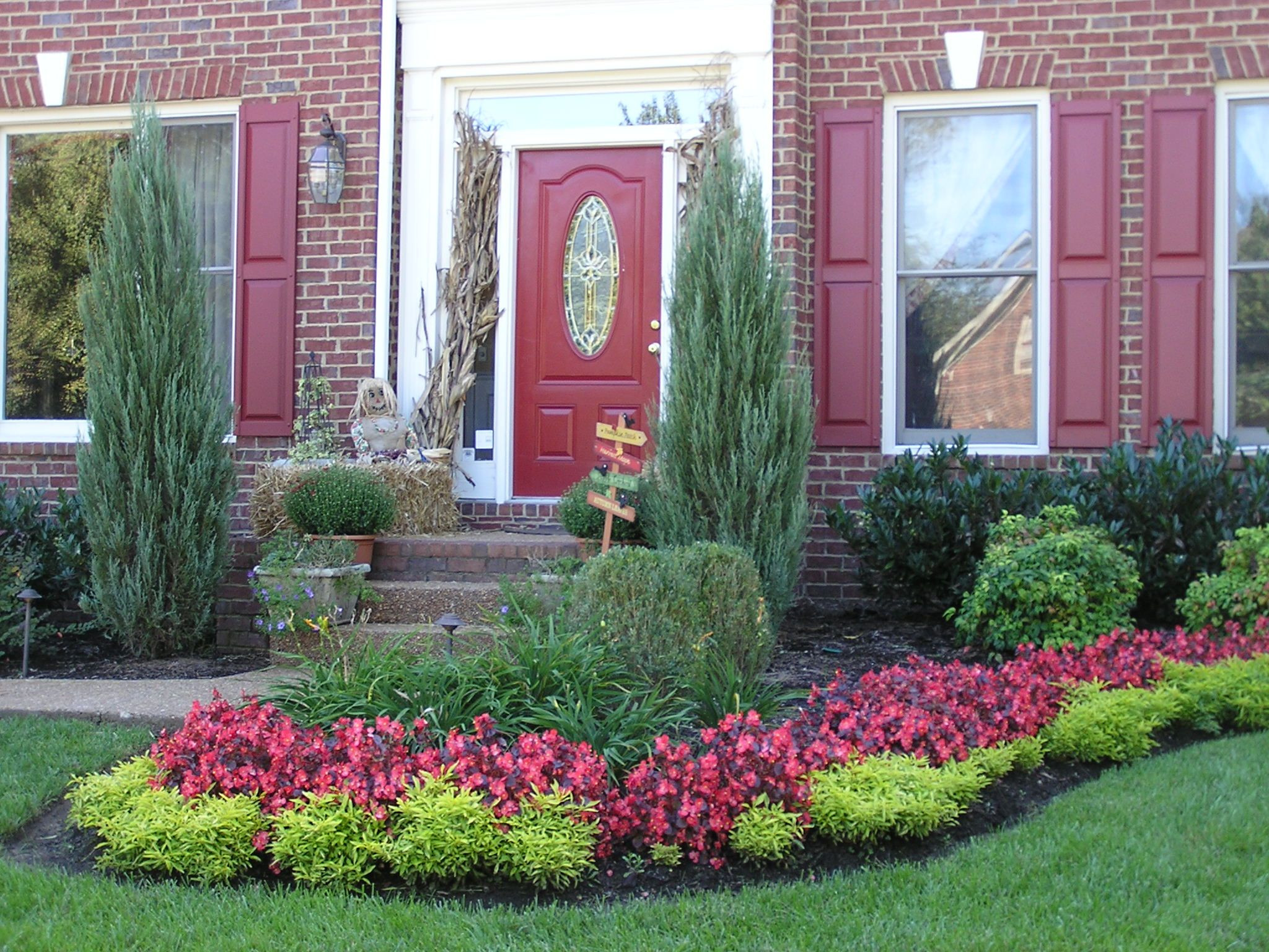 Outdoor Landscape Curb Appeal
 Learn about Curb Appeal at Canada Blooms