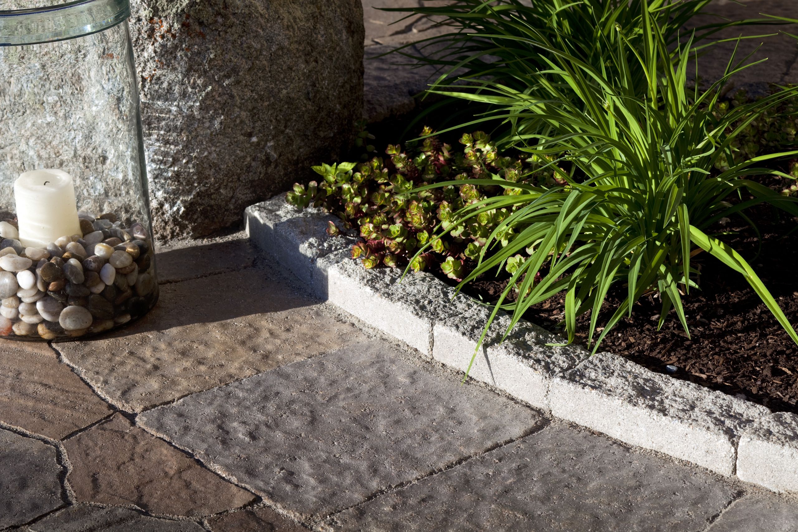 Outdoor Landscape Edging
 Landscape Edging 7 Ideas Tips to Enhance Your Garden