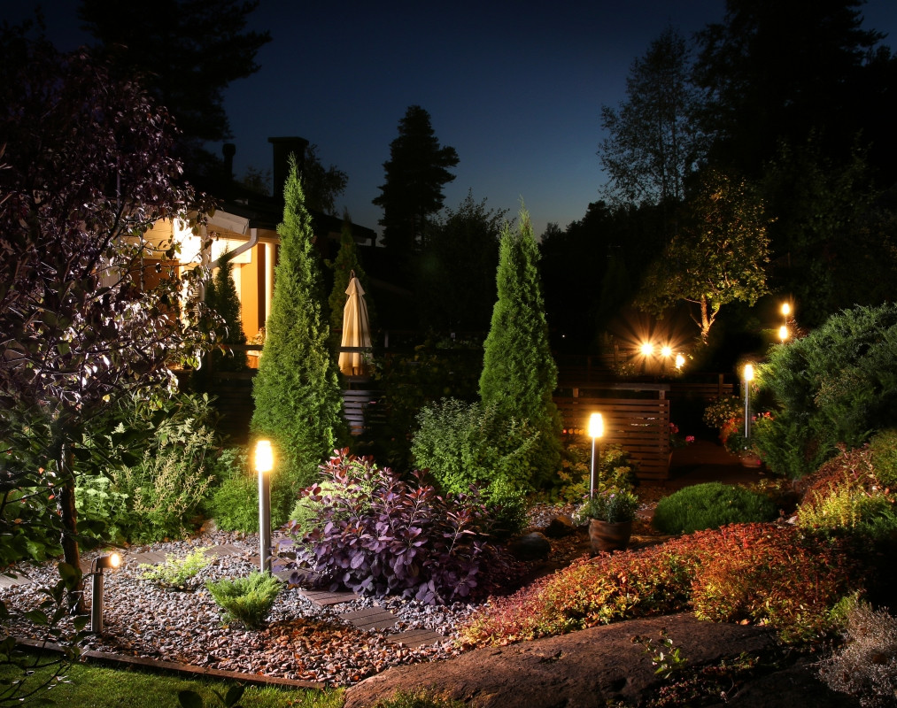 Outdoor Landscape Lights
 Laymance Lighting