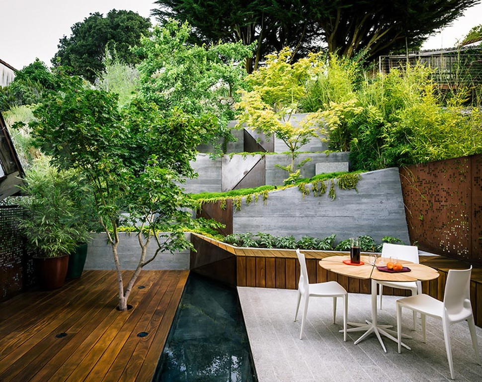 Outdoor Landscape Sitting Multi Layered Japanese Style Garden and Sitting Area