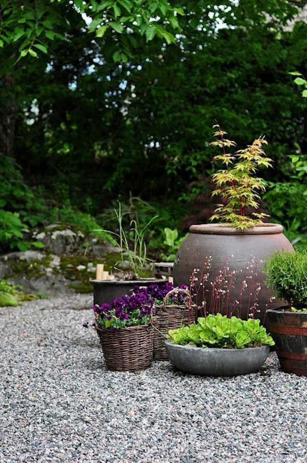 Outdoor Landscape With Stones
 Landscaping with gravel and stones – 25 garden ideas for