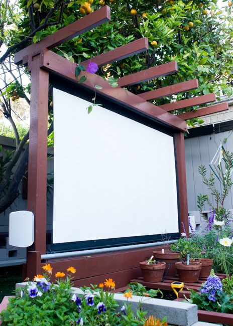 Outdoor Projector Screen DIY
 DIY Outdoor Movie Theater The great outdoors