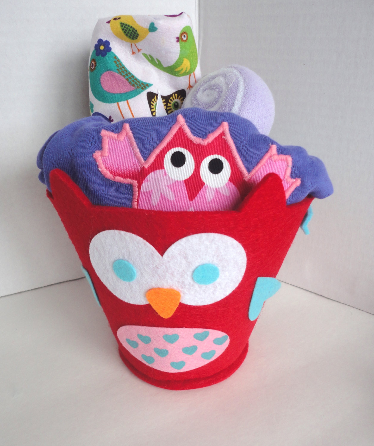 Owl Themed Baby Gifts
 Owl Owl Theme Baby Gift Set esie Washcloth by