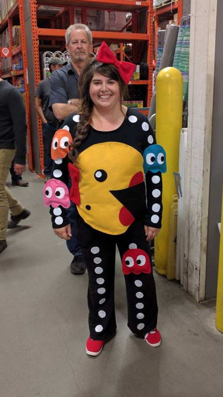 Pacman Costumes DIY
 Pin on Halloween Costumes