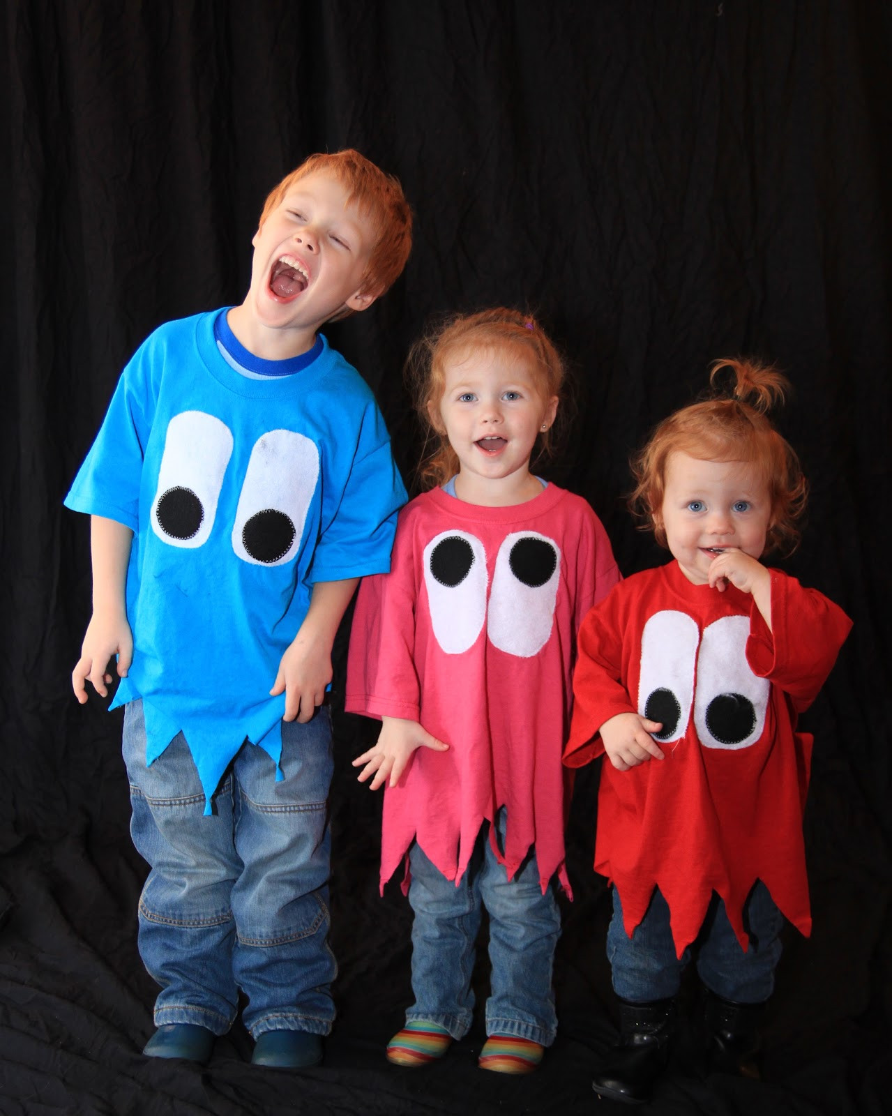 Pacman Costumes DIY
 watch out for the woestmans Mr and Mrs PacMan and