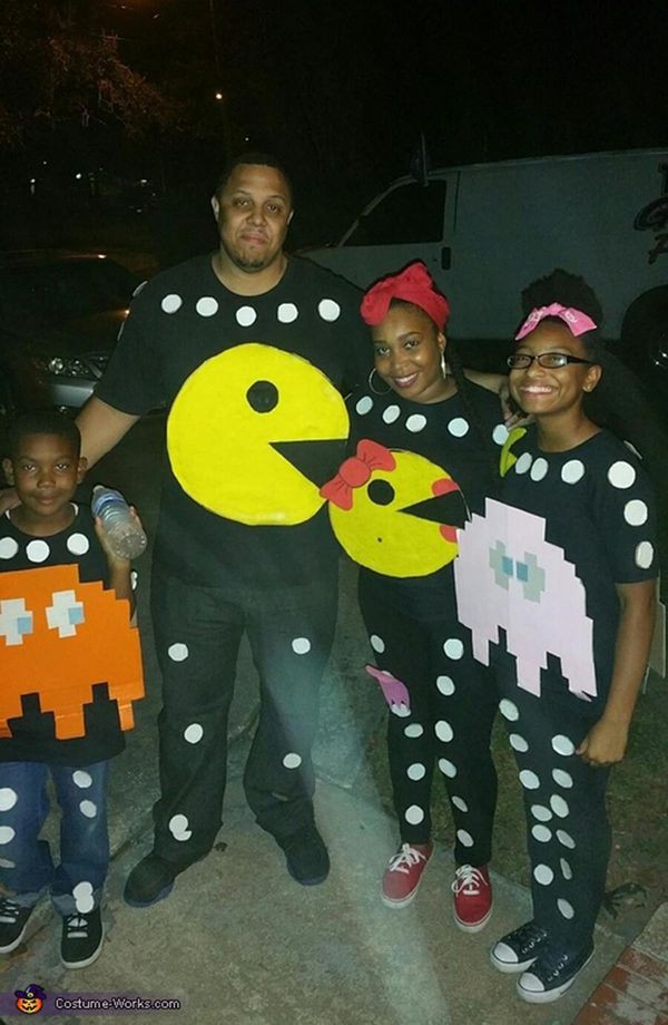 Pacman Costumes DIY
 59 Family Halloween Costumes That Are Clever Cool And