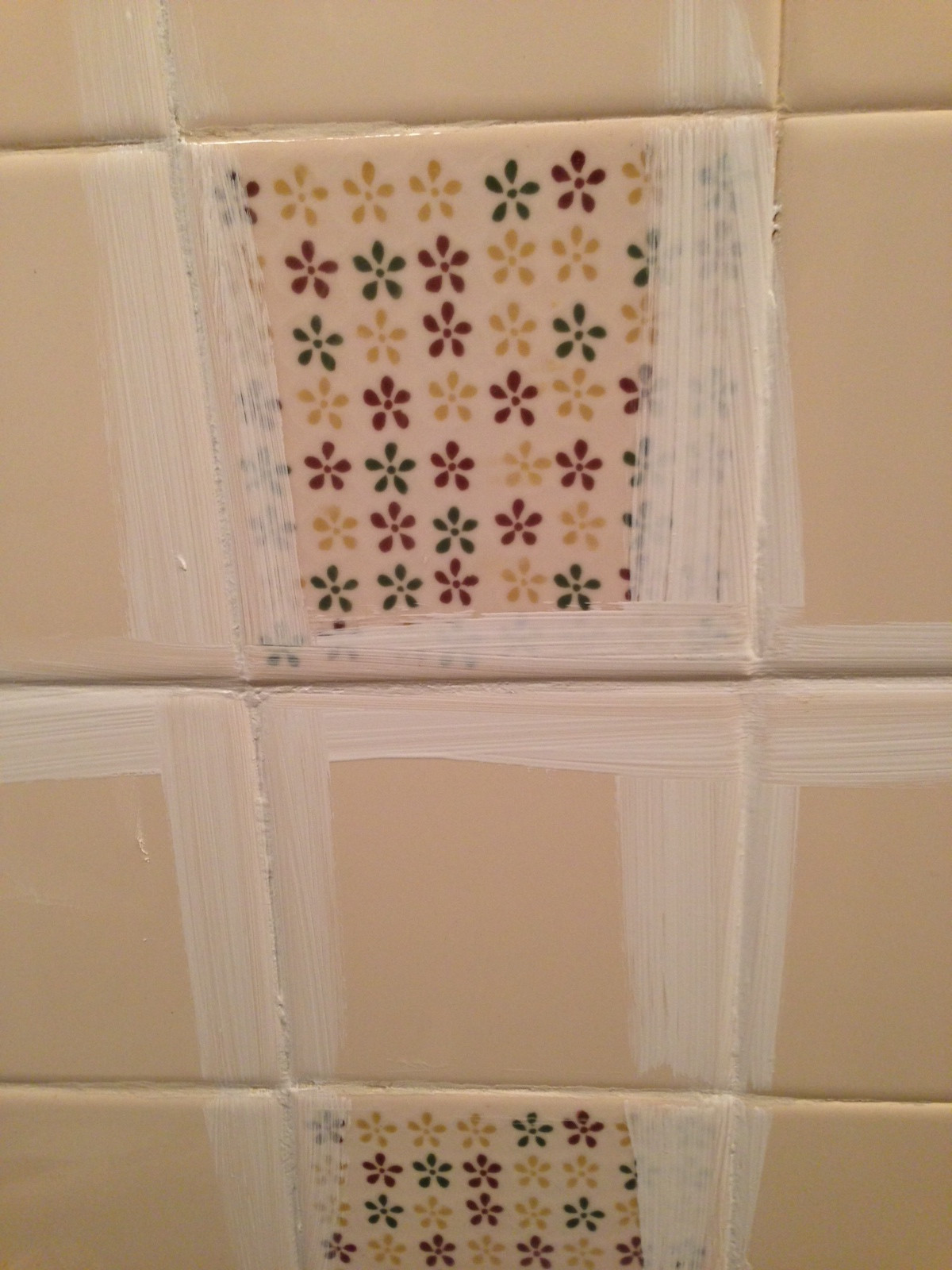 Paint Tile Bathroom
 Remodelaholic