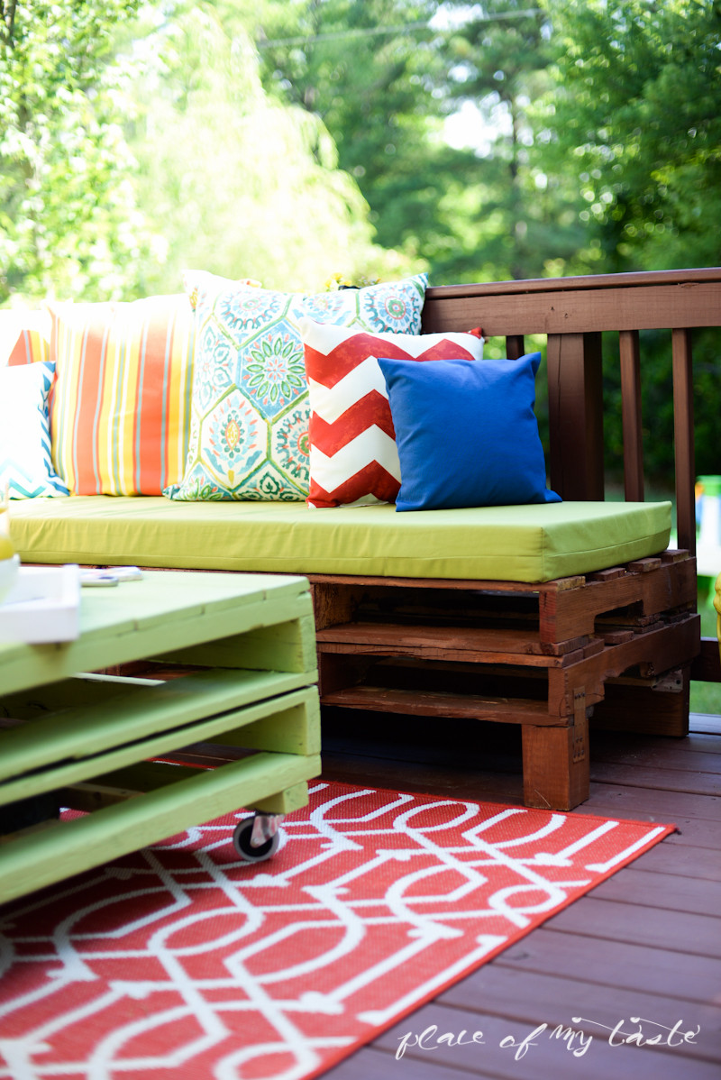 Pallet Outdoor Furniture DIY
 DIY PALLET FURNITURE