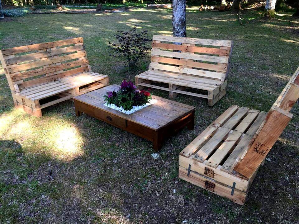 Pallet Outdoor Furniture DIY
 Gorgeous Pallet Outdoor Furniture Set