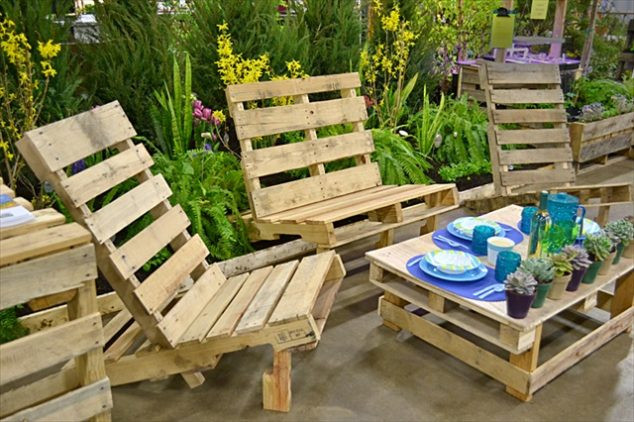 Pallet Outdoor Furniture DIY
 13 Cool DIY Outdoor Furniture Made of Pallet