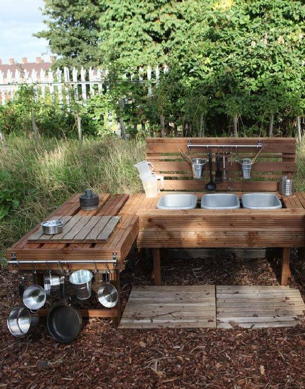 Pallet Outdoor Kitchen
 Outdoor Wooden Pallet Kitchen Ideas