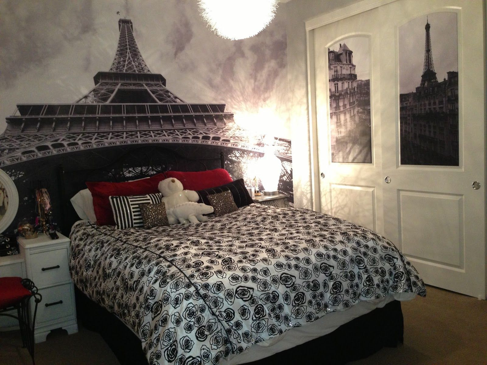 Paris Themed Bedroom Decor Ideas
 romantic feel paris bedroom decor