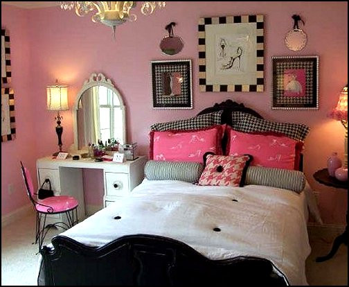 Paris Themed Bedroom Decor Ideas
 Decorating theme bedrooms Maries Manor paris bedroom