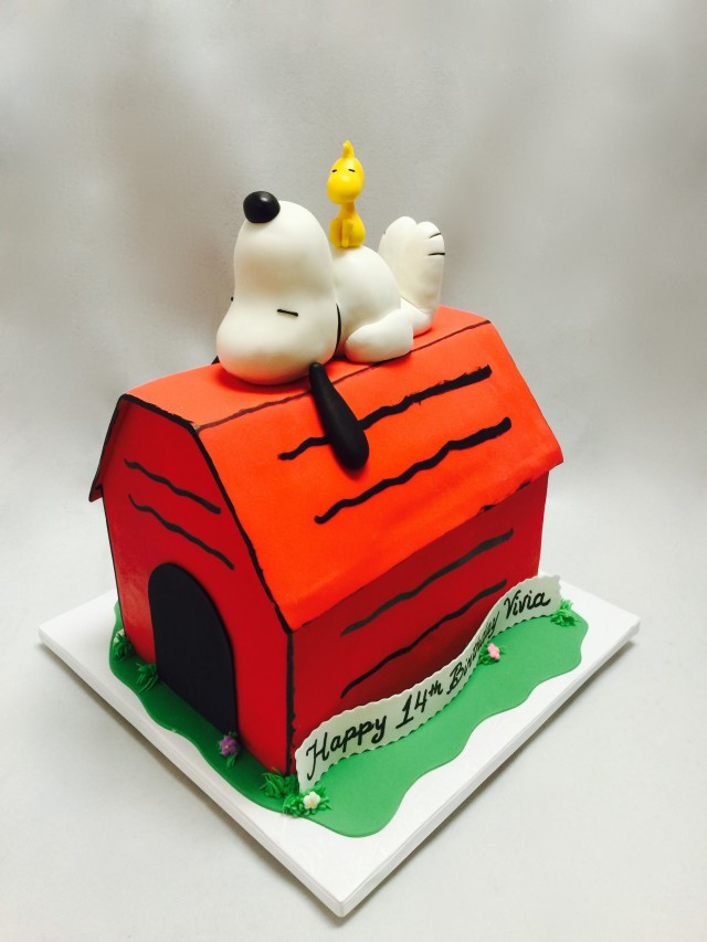 Peanuts Birthday Cake
 Gallery Custom Cake Toppers Cake in Cup NY