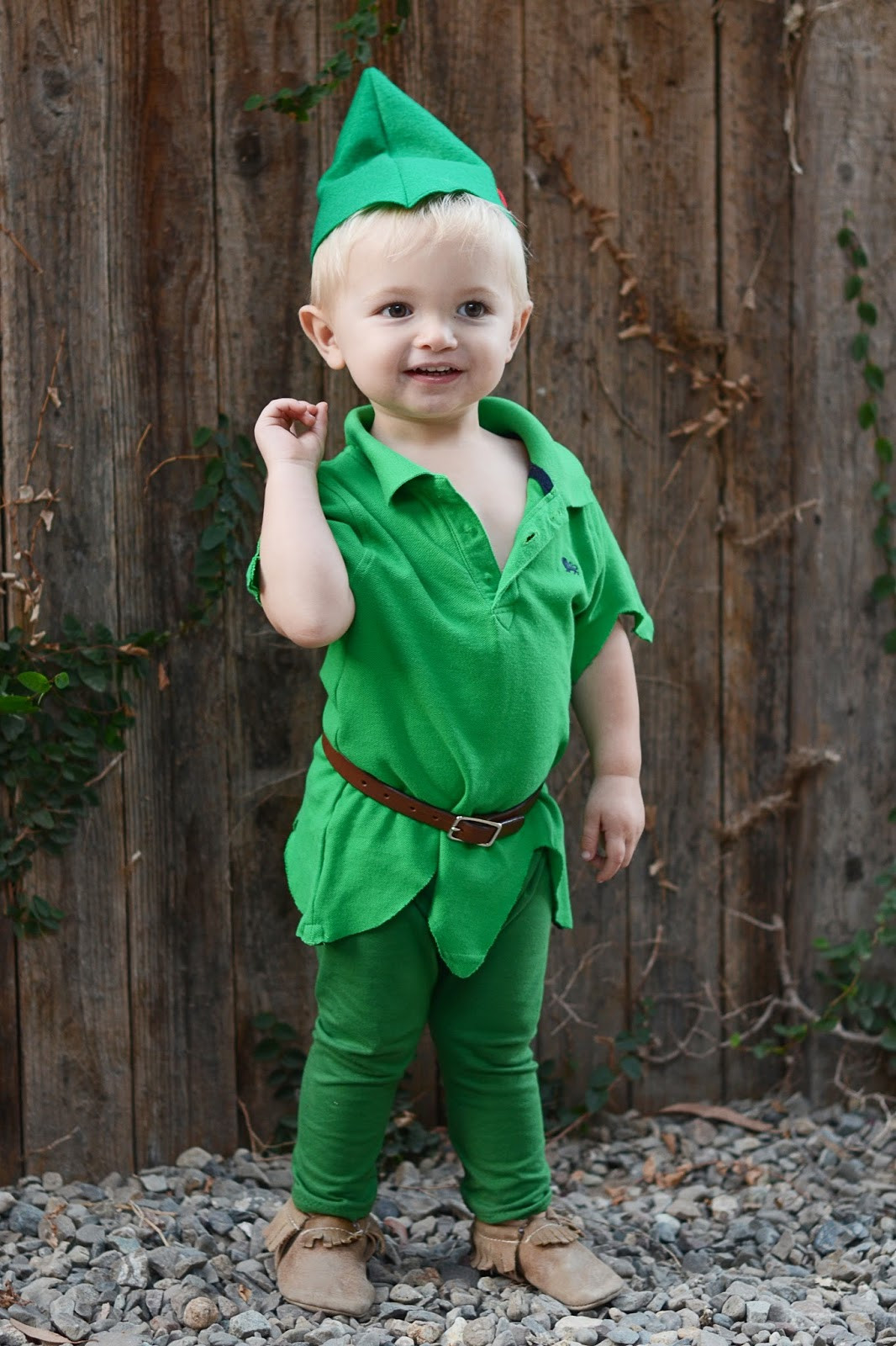 Peter Pan Costume DIY
 Merrick s Art Style Sewing for the Everyday Girl