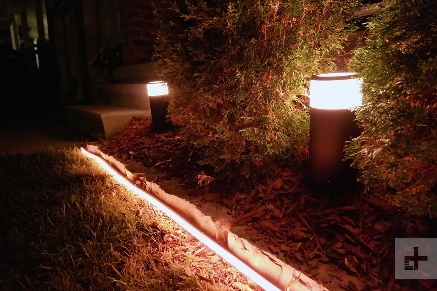 Philips Landscape Lighting
 Philips Hue Lightstrip Outdoor Review