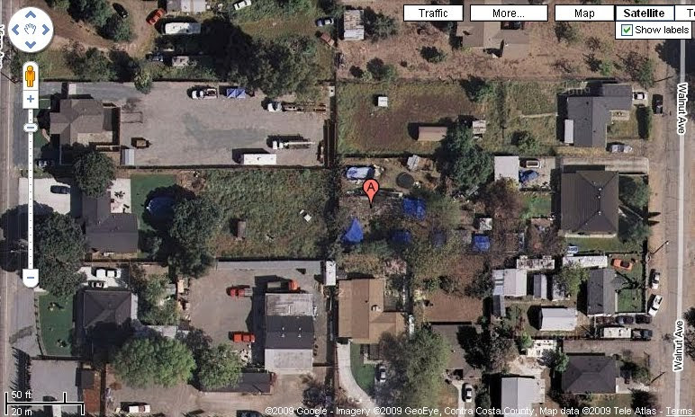 Phillip Garrido Backyard
 W C Varones Google earth image of Antioch kidnapper