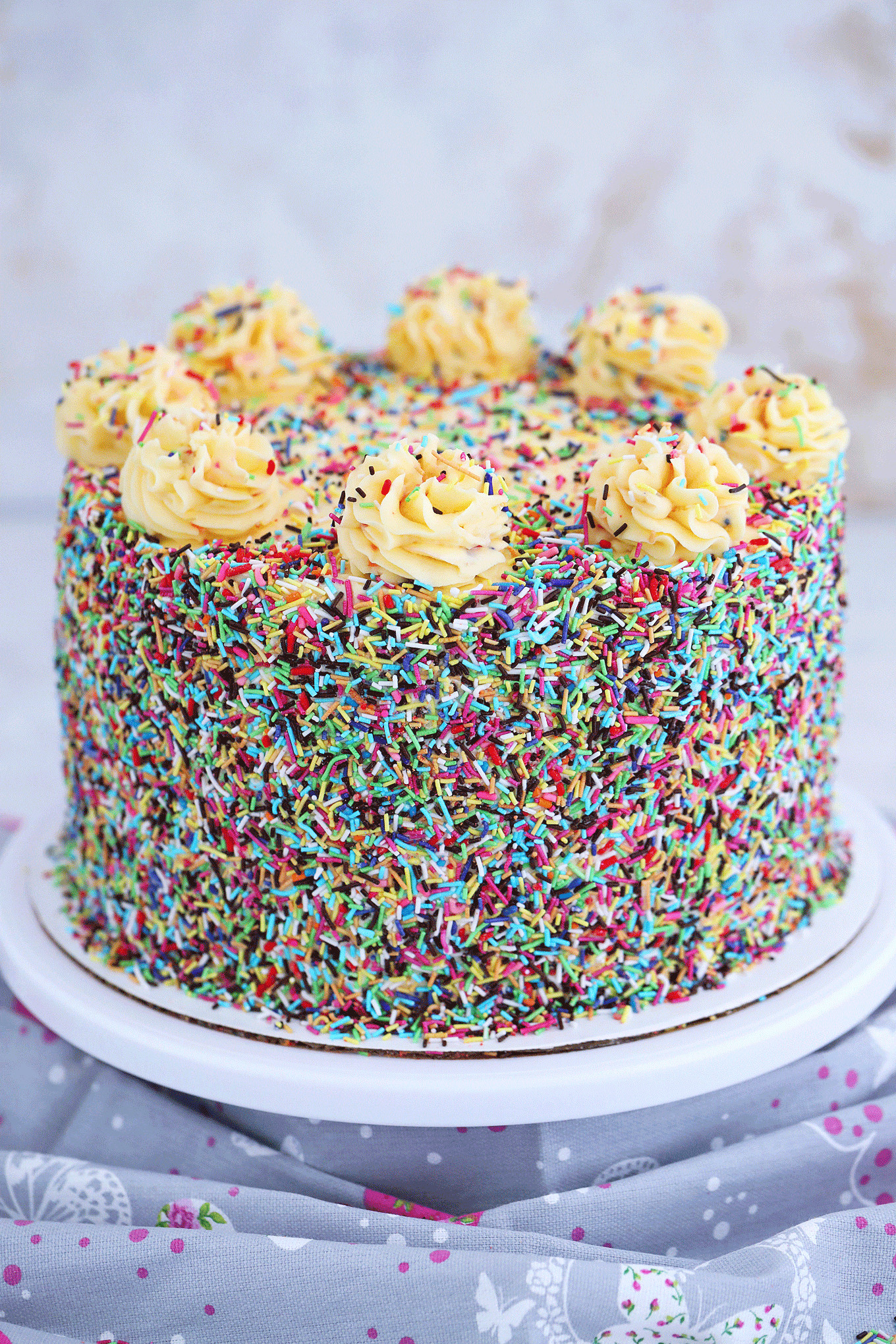 Picture Of A Birthday Cake
 Birthday Cake Recipe [Video] Sweet and Savory Meals