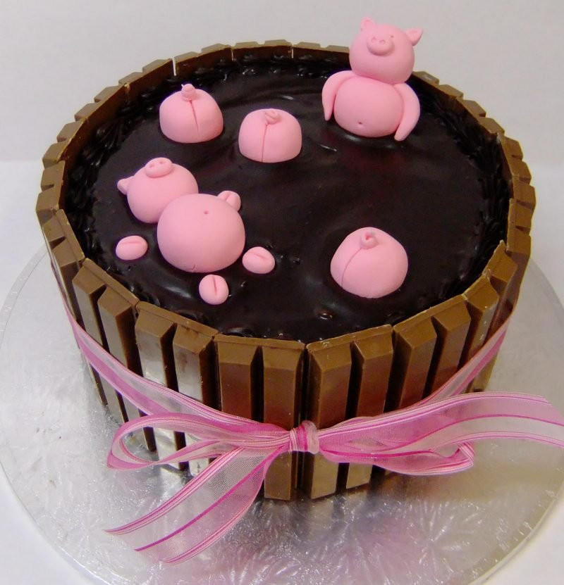 Pig Birthday Cake
 Pigs In Mud Kidd s Cakes & Bakery