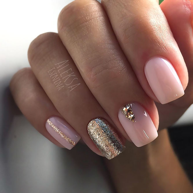 Pink Glitter Nail Designs
 Chic Pink And Gold Nails Designs