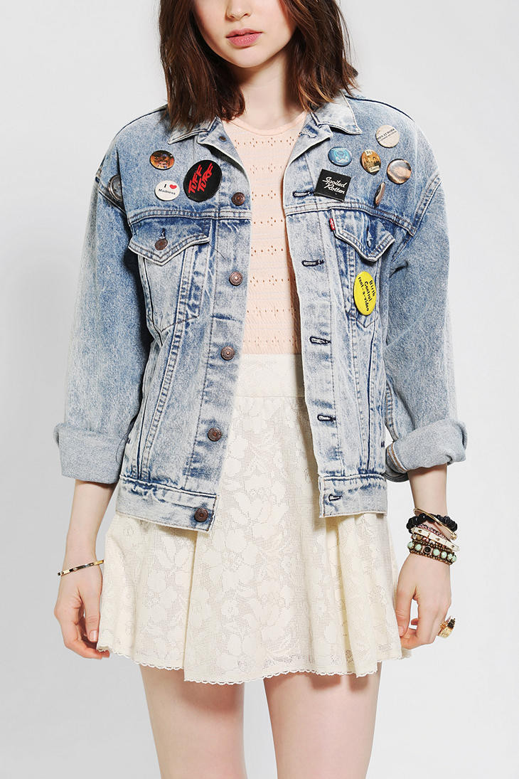 Pins On Denim Jacket
 Editor’s Pick A Vintage Denim Jacket Covered in Pins