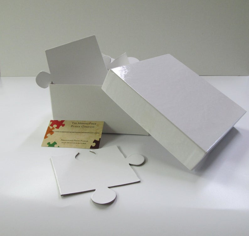 Plain White Puzzle For Wedding Guest Book
 Wedding Guest Book with White Puzzle Pieces for Wedding