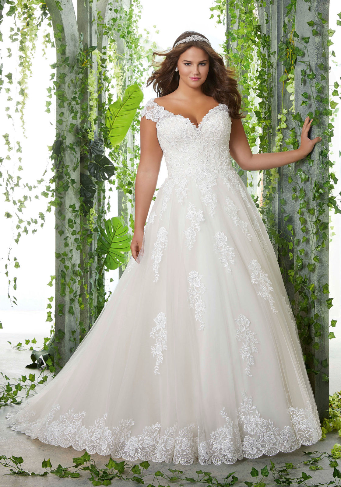 Plus Wedding Gowns
 Pamela Plus Size Wedding Dress Style 3254