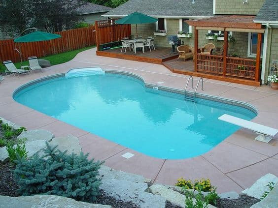 Pool In Small Backyard
 19 Swimming Pool Ideas For A Small Backyard