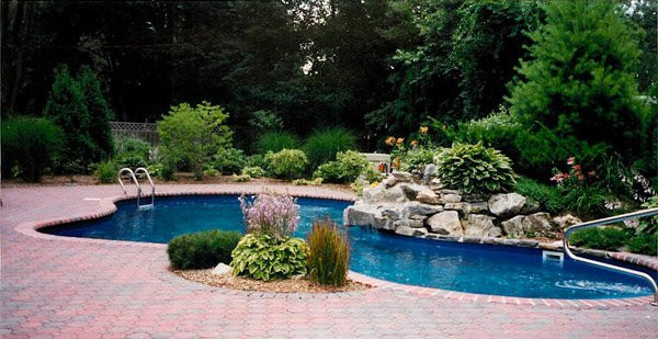 Pool Landscapes Designs
 15 Pool Landscape Design Ideas