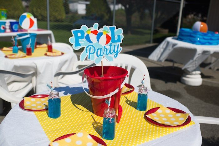 Pool Party Centerpiece Ideas
 Colorful Pool Themed Birthday Party